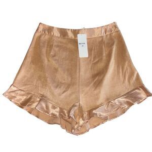 NWT Runaway Heart Pink High Waist Shorts Size 10